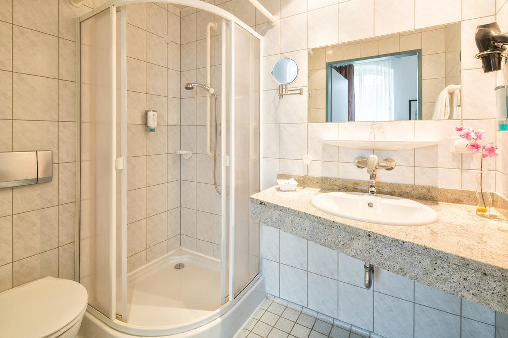 Grandhotel Esplanade Bad Nenndorf Bagian luar foto